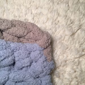 Cloud Fluffy Rug by Tying An End - ends