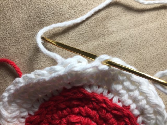 [How to Crochet] Invisible Join when you are working in round with multiple colors