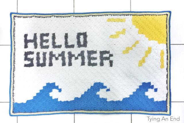 [Free Crochet Pattern] Summer is still here! Small reminder from your bathroom! Hello Summer Bath Mat by Tying An End