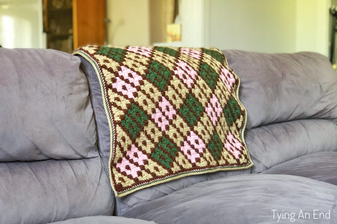 crochet argyle lap throw